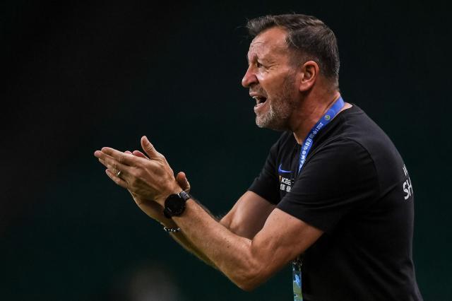 半岛体育下载-卡洛斯神奇换人导演逆转 深足豪华阵容仍有待捏合