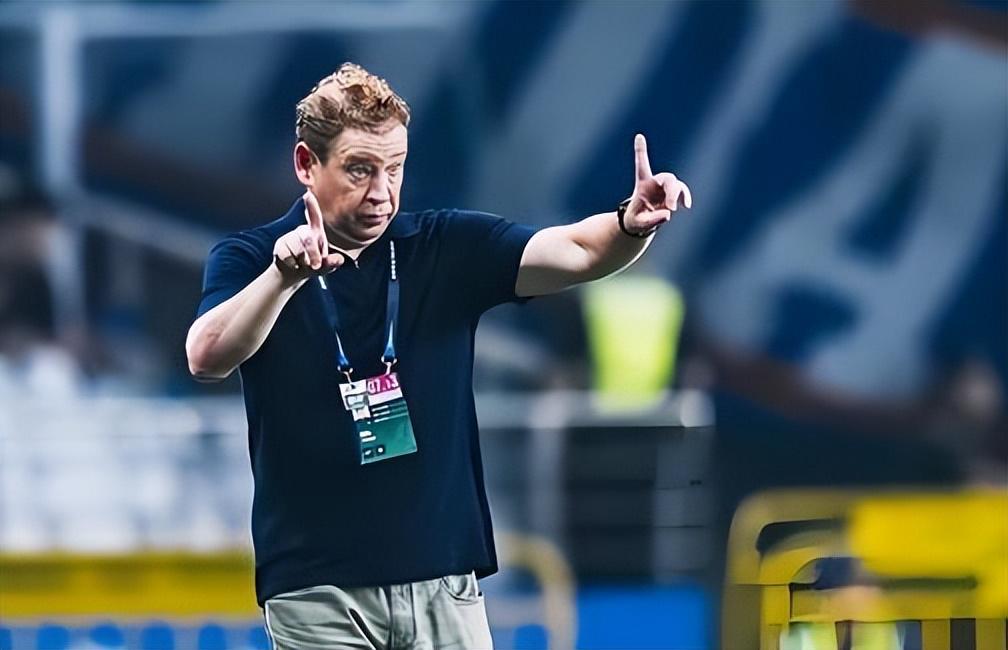 半岛体育下载-意外！他俩曾是四支中超豪门都想引进的本土新援，如今却加盟玉昆